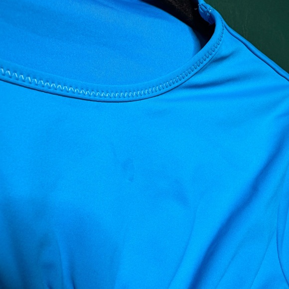 Skims Swim Set Turquoise Shorts and Keyhole Crop Top | Size 2X - Picture 6 of 7